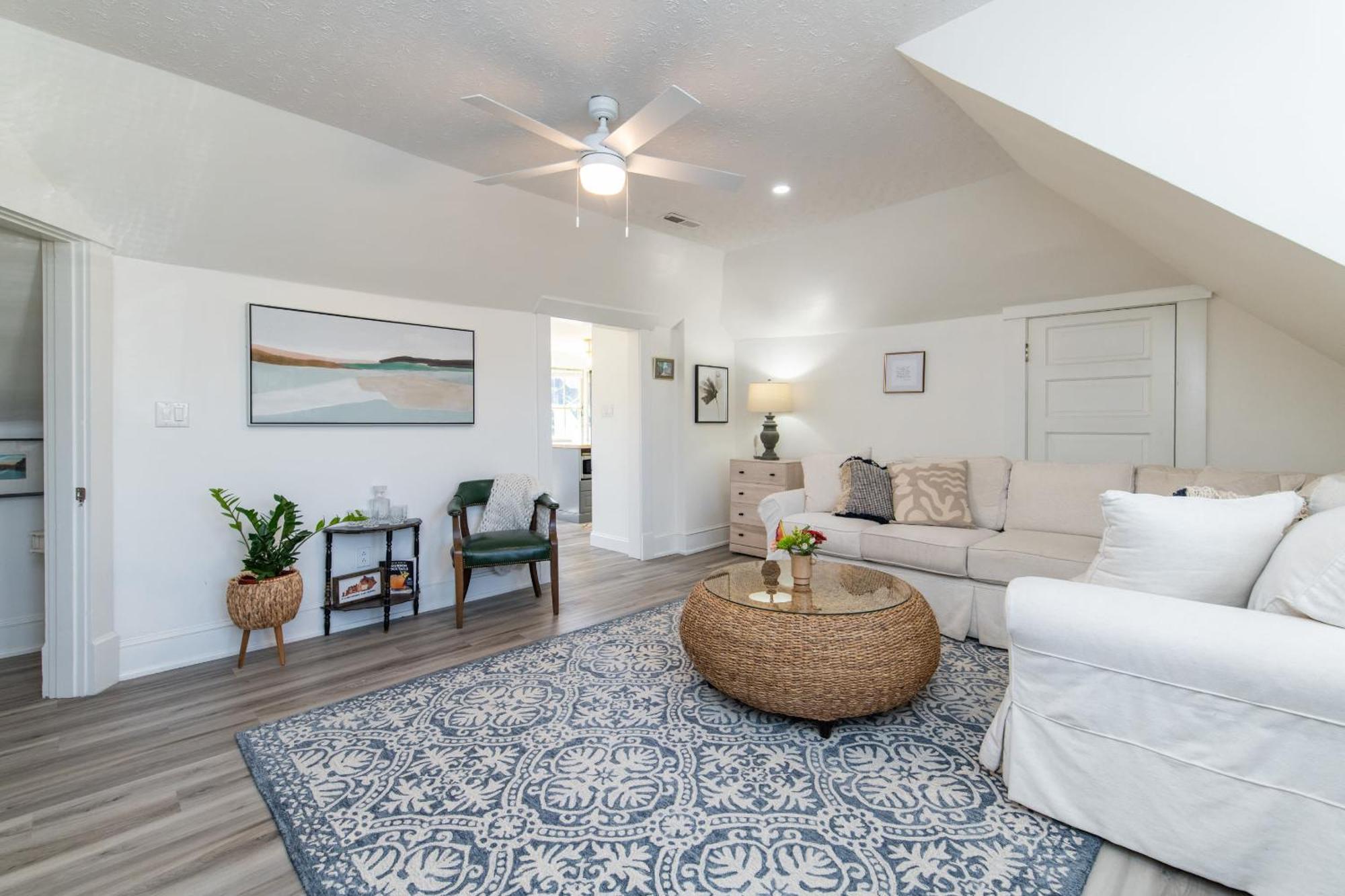 Loft On Capital - Ideally Located To Distilleries Frankfort Exterior foto